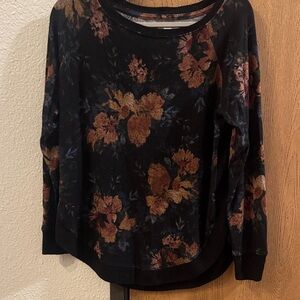 Maurices Black Floral Long Sleeve Top